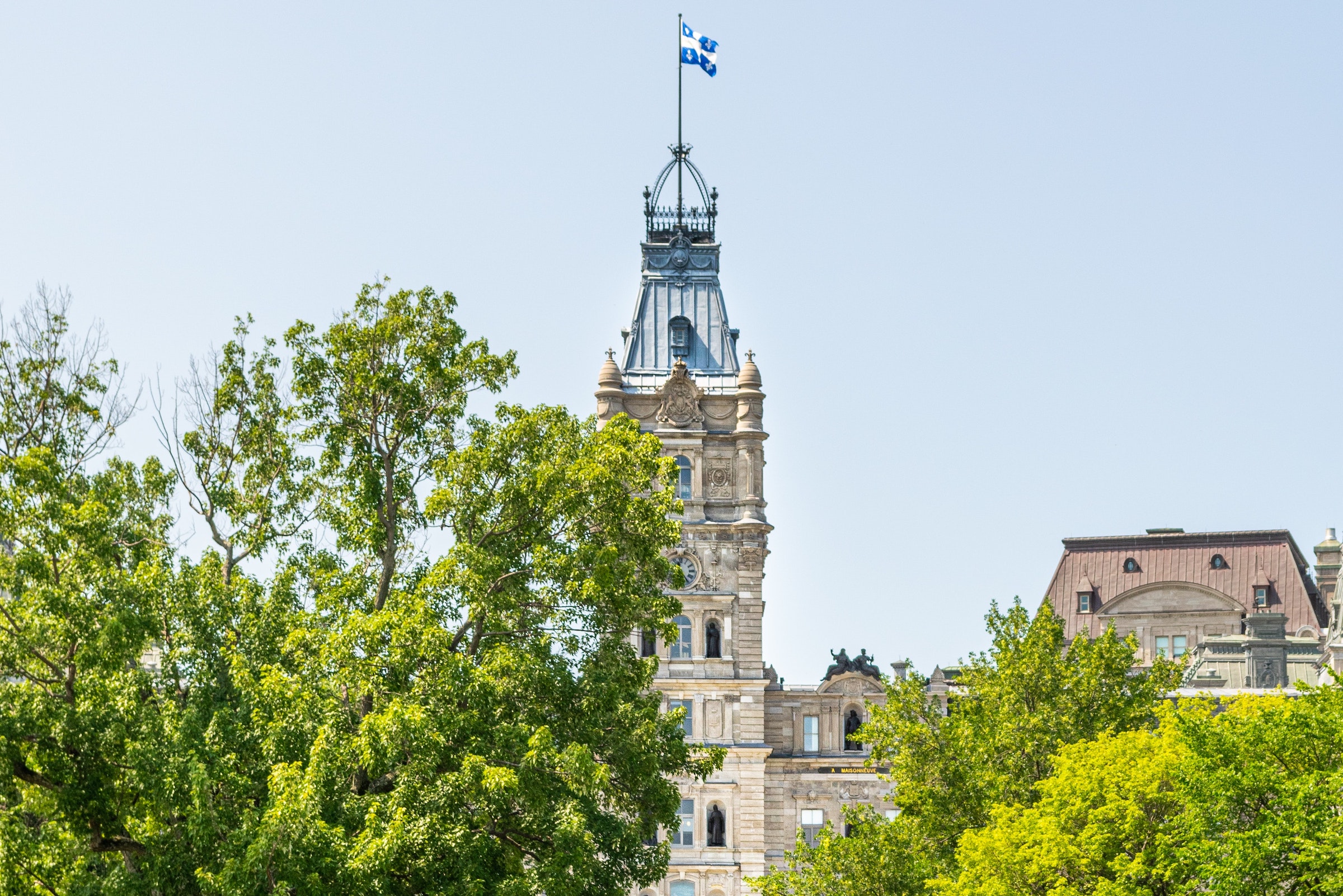 Loi25_Bill64_assemblée_nationale_photo_Enrique_Hoyos_Pexels
